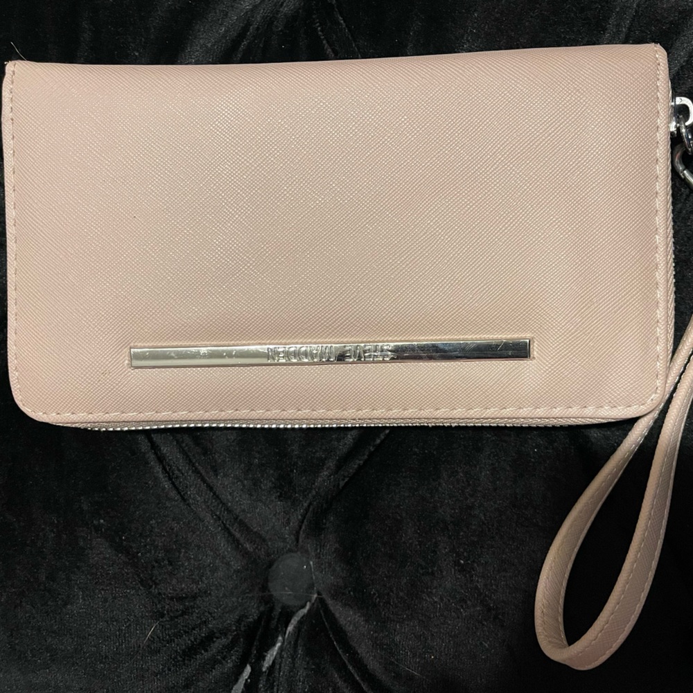 Blush pink steve madden wallet